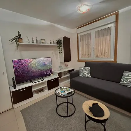 Apartamento *
